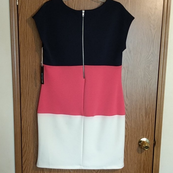 Saint Tropez West, ( NWT) sleeveless dress, womens - Picture 2 of 5